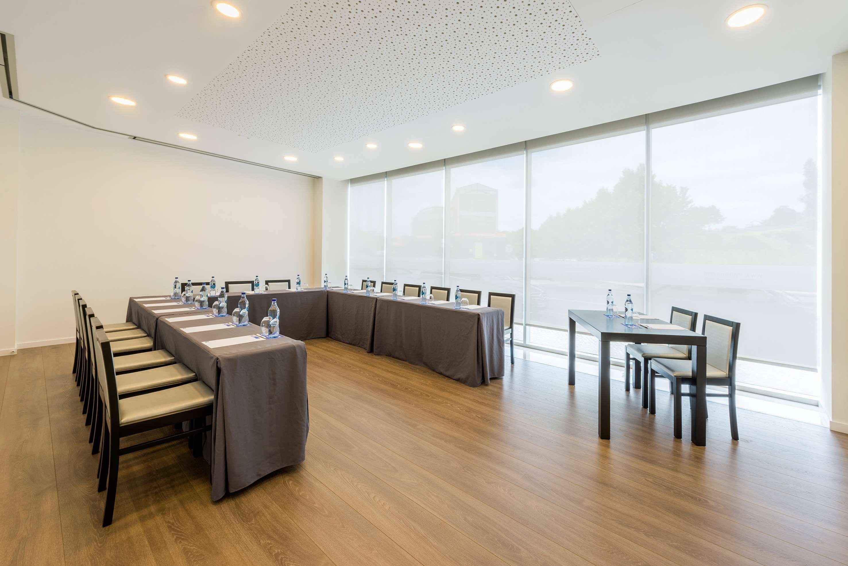 Tryp By Wyndham Leiria Hotel Kültér fotó